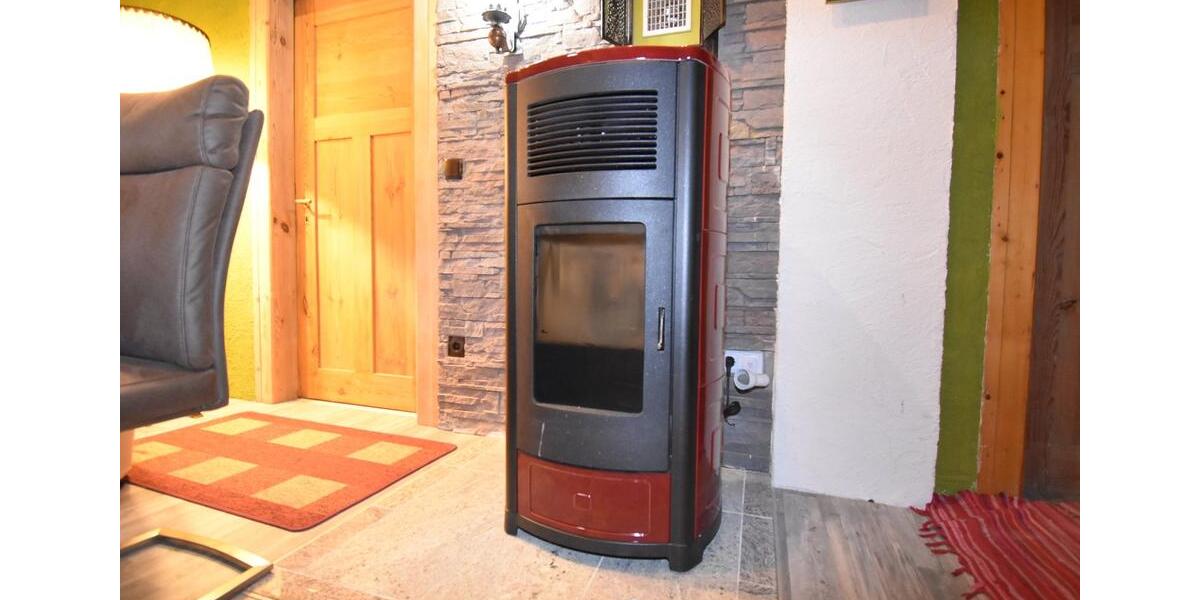 Dachgeschoßwohnung Themar - 3 Zimmer, 99 m&sup2;, 690&euro; | Angebot:25646907