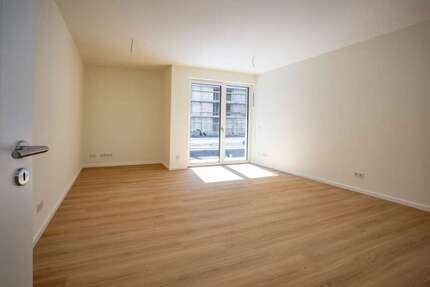 Wohnung zum Mieten in Berlin 1.443,54 € 103.11 m²