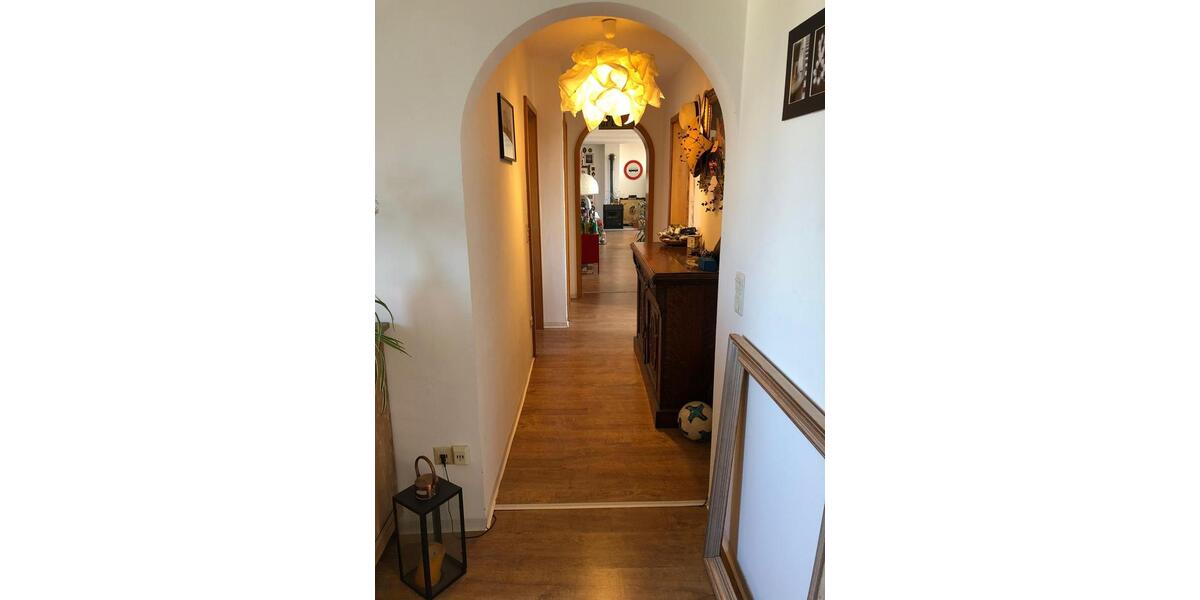 Dachgeschoßwohnung Hilpoltstein - 3 Zimmer, 86 m&sup2;, 825&euro; | Angebot:25960591