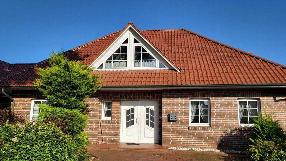 Einfamilienhaus Saterland / Scharrel (Oldenburg) Scharrel - 7 Zimmer, 246 m&sup2;, 1.200&euro; | Angebot:24873775