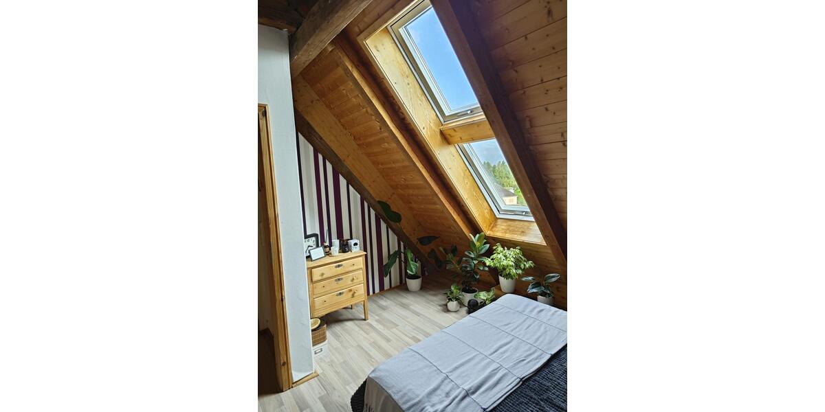 Etagenwohnung Eigeltingen - 5 Zimmer, 90 m&sup2;, 900&euro; | Angebot:26616097