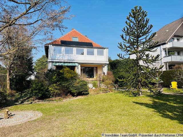 Einfamilienhaus Hildesheim Itzum-Marienburg - 7 Zimmer, 260 m&sup2;, 2.500&euro; | Angebot:25899723