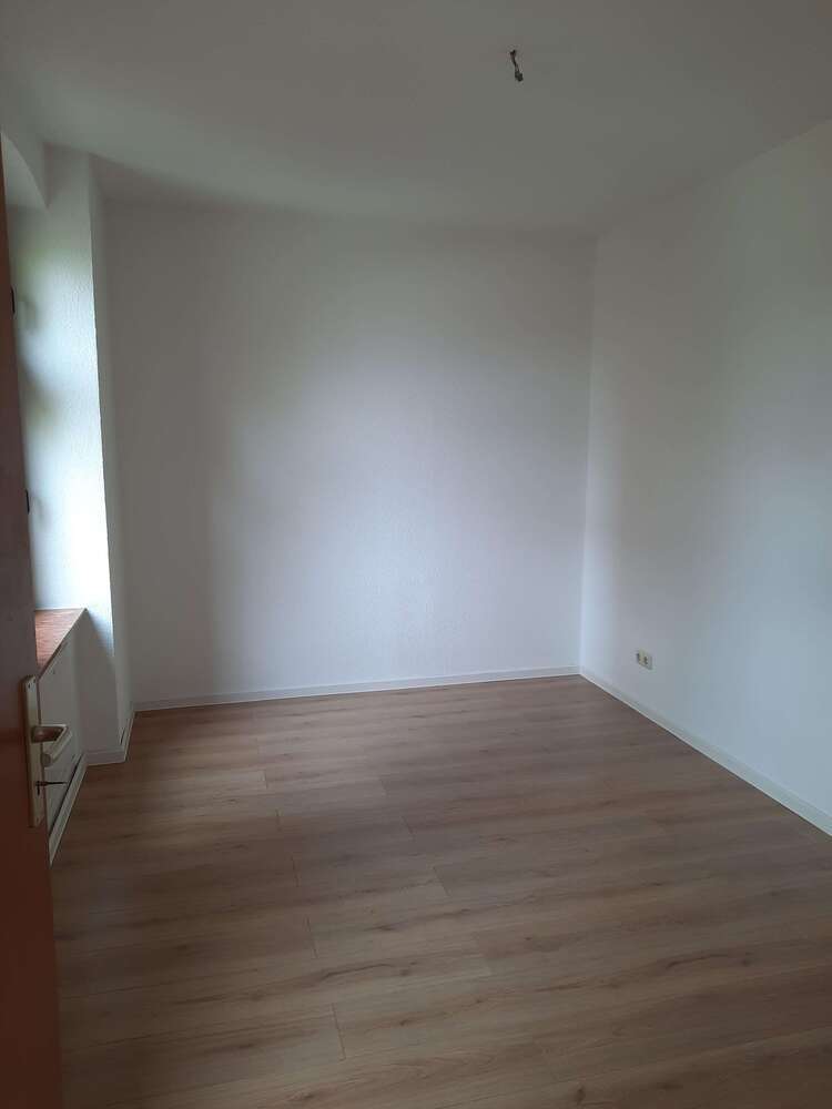 helle 3 Zimmer-Maisonette-Wohnung mit Einbauküche ***ab sofort verfügbar***