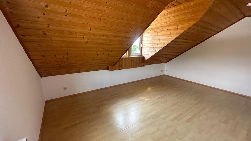 Etagenwohnung Netphen - 1 Zimmer, 64 m&sup2;, 580&euro; | Angebot:26623779