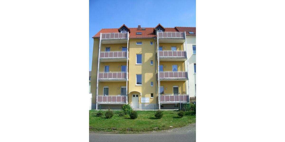 Dachgeschoßwohnung Altenburg - 2 Zimmer, 43 m&sup2;, 265&euro; | Angebot:25237118