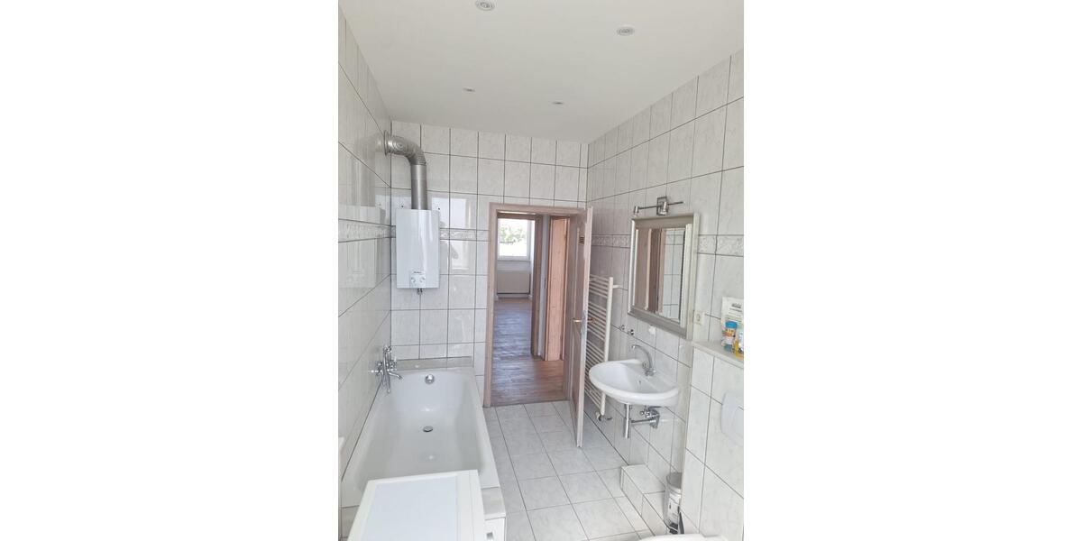 Wohnen auf Zeit Pforzheim Weststadt - 1 Zimmer, 18 m&sup2;, 490&euro; | Angebot:24837612