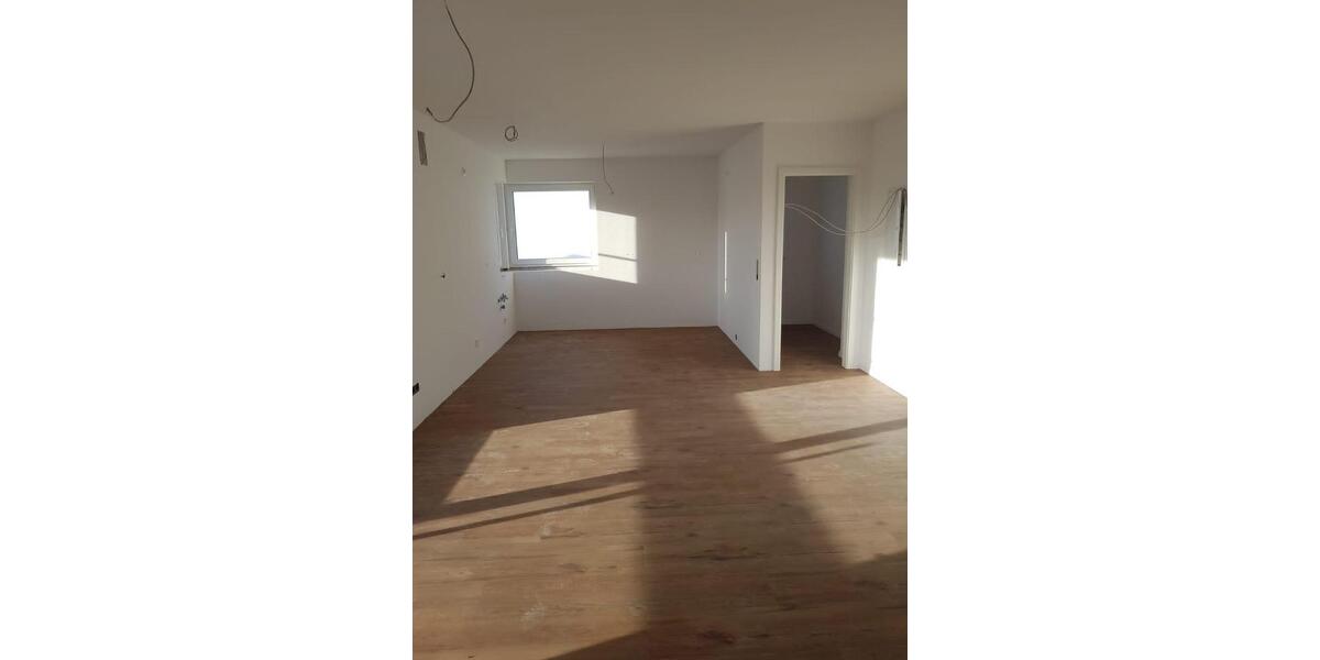 Erdgeschoßwohnung Crailsheim - 3 Zimmer, 102 m&sup2;, 1.260&euro; | Angebot:23860389