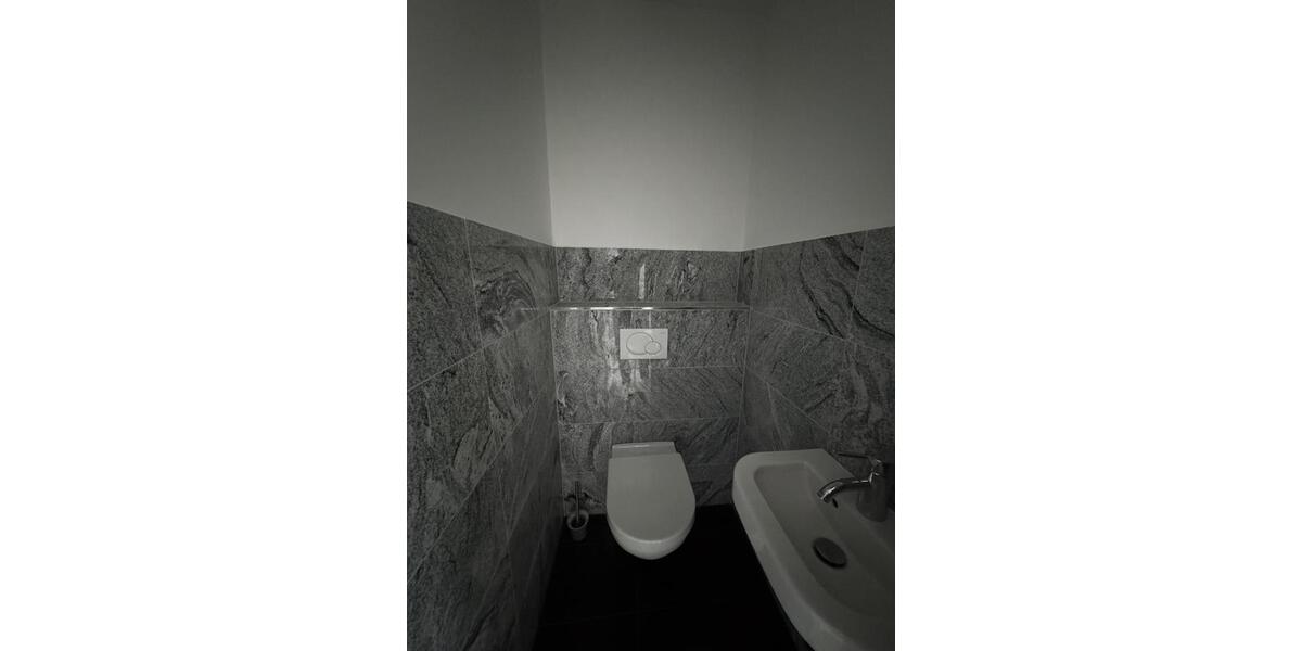 Einfamilienhaus Köln - 3.5 Zimmer, 123 m&sup2;, 2.000&euro; | Angebot:25084534