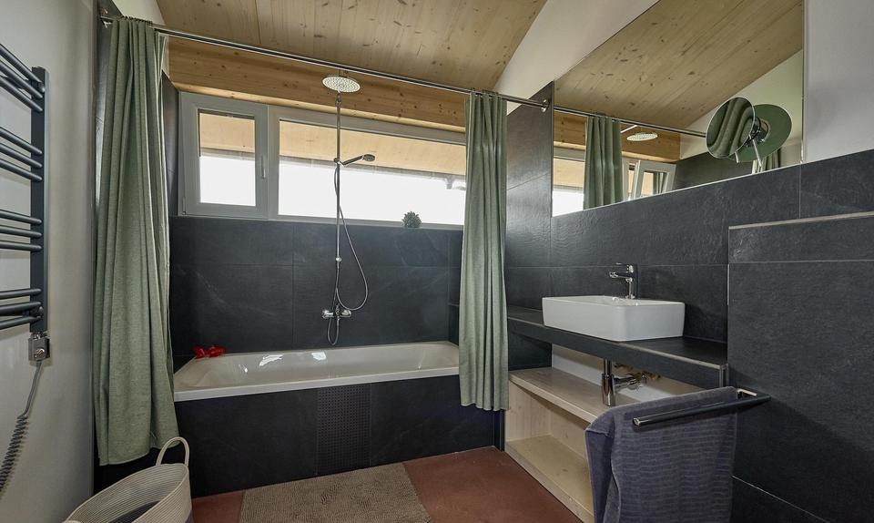 Wohnen auf Zeit Neuburg - 3.5 Zimmer, 155 m&sup2;, 620&euro; | Angebot:24802371