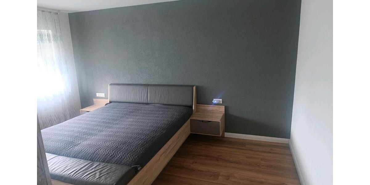Etagenwohnung Villingen-Schwenningen Schwenningen - 3 Zimmer, 88 m&sup2;, 900&euro; | Angebot:26692452
