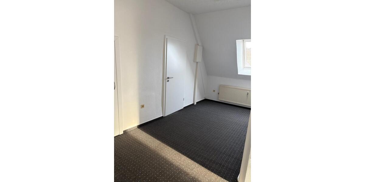 Dachgeschoßwohnung Wagenfeld - 4 Zimmer, 120 m&sup2;, 795&euro; | Angebot:24379140