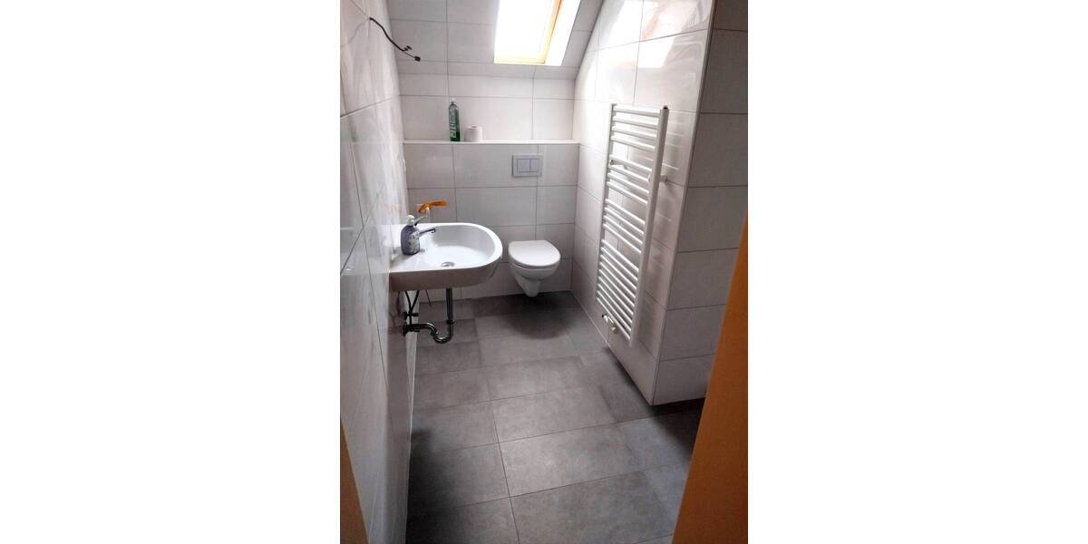 Etagenwohnung Neubrandenburg Vogelviertel - 5 Zimmer, 124 m&sup2;, 1.100&euro; | Angebot:25727501