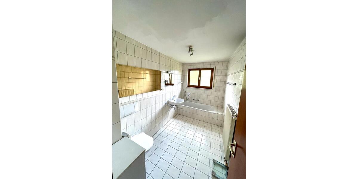Reihenhaus Weil der Stadt - 5 Zimmer, 137 m&sup2;, 1.890&euro; | Angebot:26633031