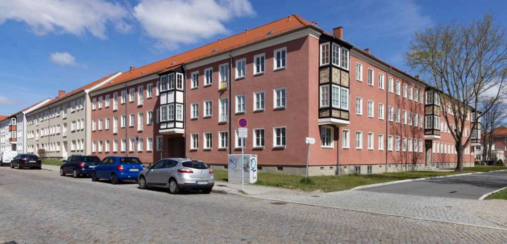 Etagenwohnung Eisenhüttenstadt - 2 Zimmer, 61 m&sup2;, 405&euro; | Angebot:25394605