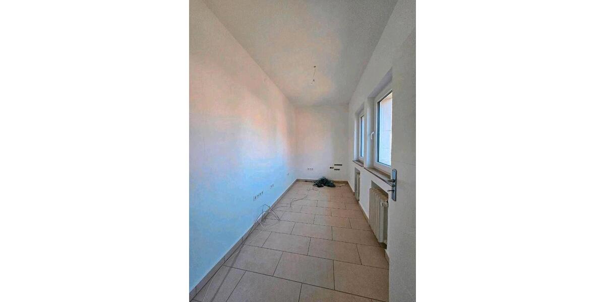 Doppelhaushälfte Spenge - 7 Zimmer, 200 m&sup2;, 1.800&euro; | Angebot:26481027