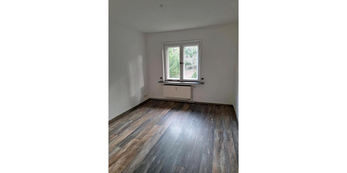 Etagenwohnung Blankenburg (Harz) - 4 Zimmer, 115 m&sup2;, 830&euro; | Angebot:25850611