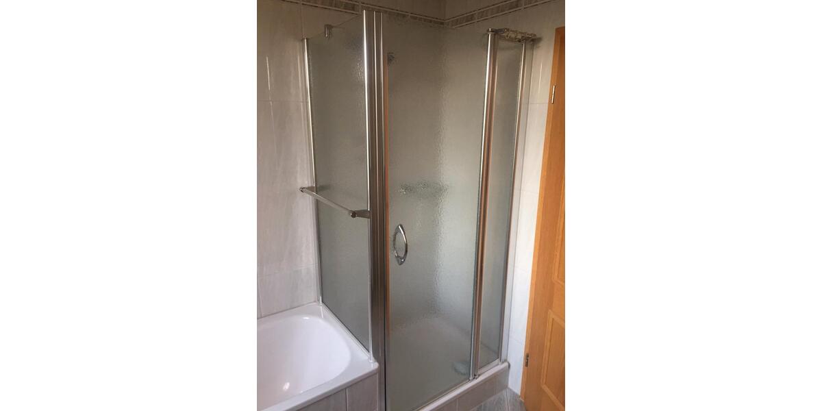Erdgeschoßwohnung Bitterfeld-Wolfen Bitterfeld - 5 Zimmer, 125 m&sup2;, 1.000&euro; | Angebot:26419946
