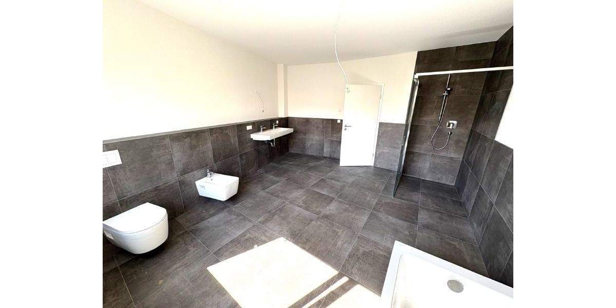 Etagenwohnung PETERSBERG BÖCKELS Böckels - 4 Zimmer, 204 m&sup2;, 1.990&euro; | Angebot:25769997