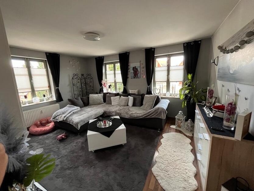Schöne 3 Raum Wohnung mit Südbalkon