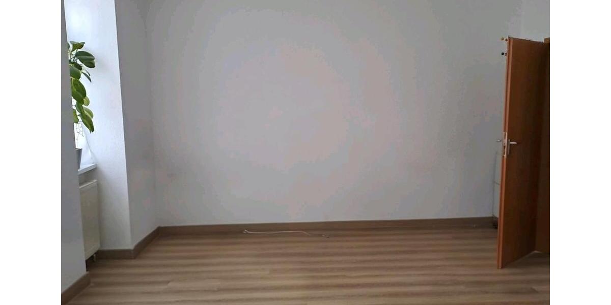 Erdgeschoßwohnung Bad Rodach - 3 Zimmer, 94 m&sup2;, 820&euro; | Angebot:24587476