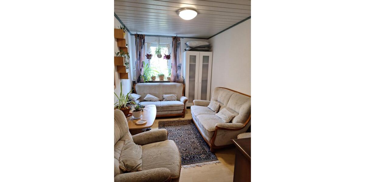 Zimmer zu vermieten, monats- oder tageweise für 16 Euro, alles in 1 zimmer