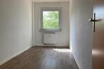 Dachgeschoßwohnung Döbeln - 6 Zimmer, 123 m&sup2;, 599&euro; | Angebot:26646287