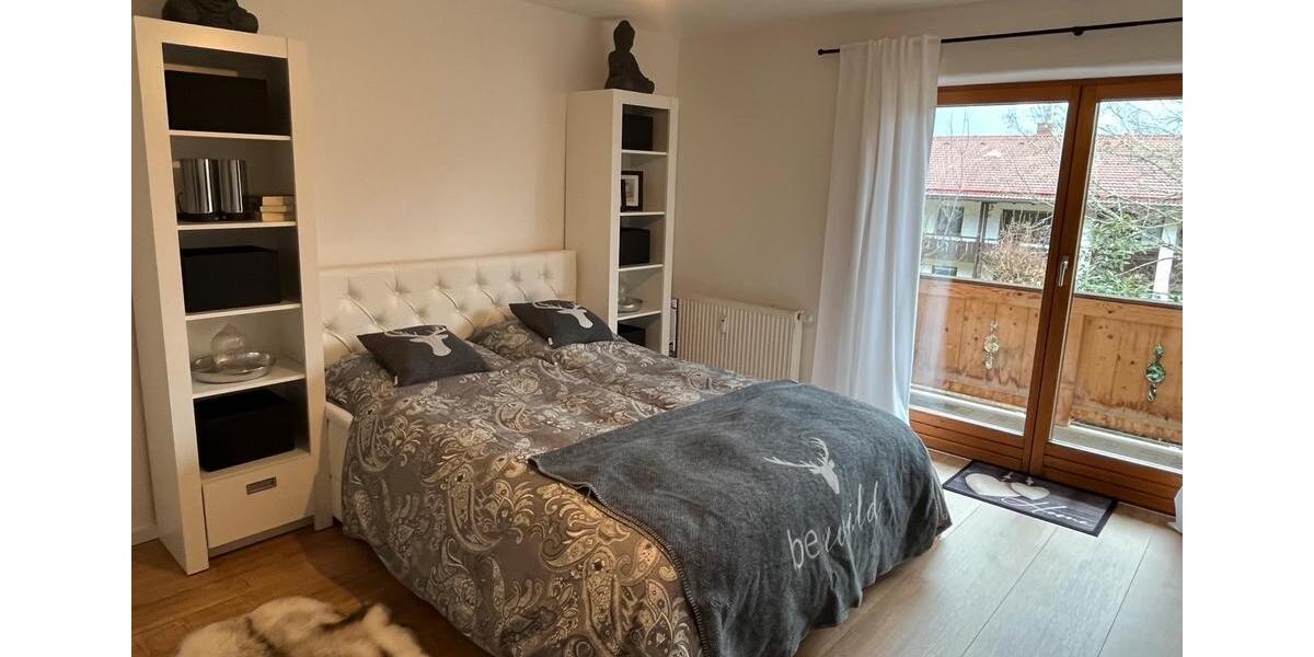 Erdgeschoßwohnung Bad Wiessee - 3.5 Zimmer, 100 m&sup2;, 2.480&euro; | Angebot:25293548