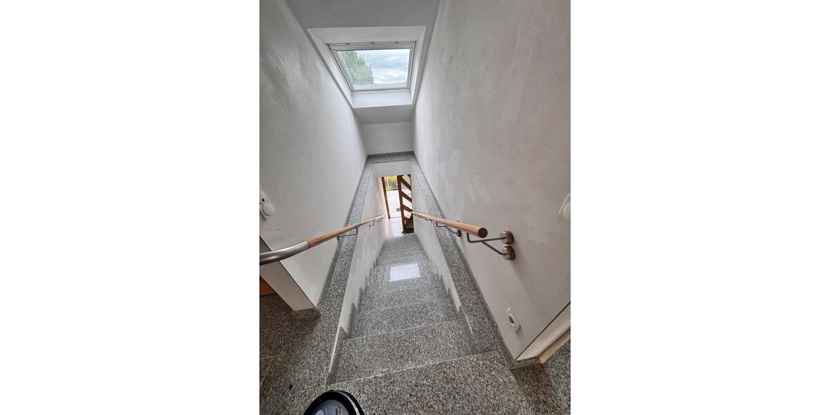 Etagenwohnung Sinzig - 3 Zimmer, 87 m&sup2;, 1.100&euro; | Angebot:26568282