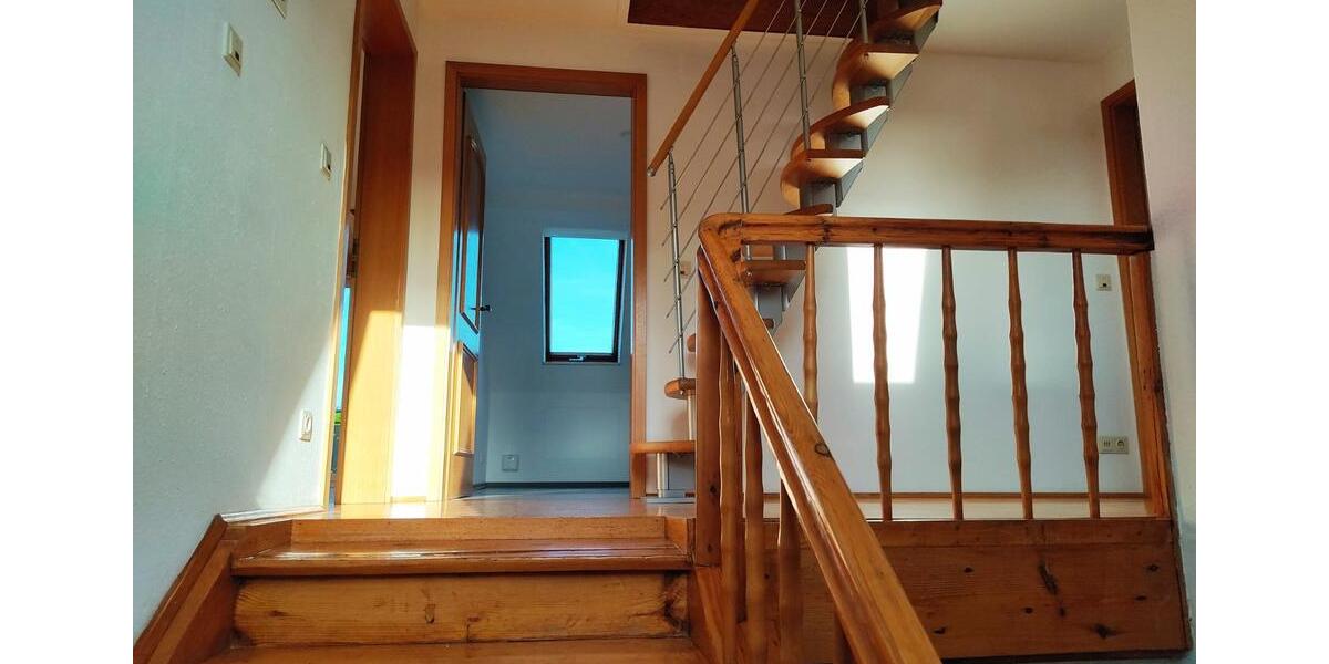 Dachgeschoßwohnung Vorbach - 3 Zimmer, 86 m&sup2;, 620&euro; | Angebot:24547214