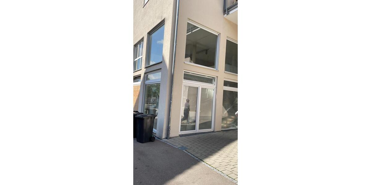 Gewerbeobjekt Pfullingen - 1.000&euro; | Angebot:24522541