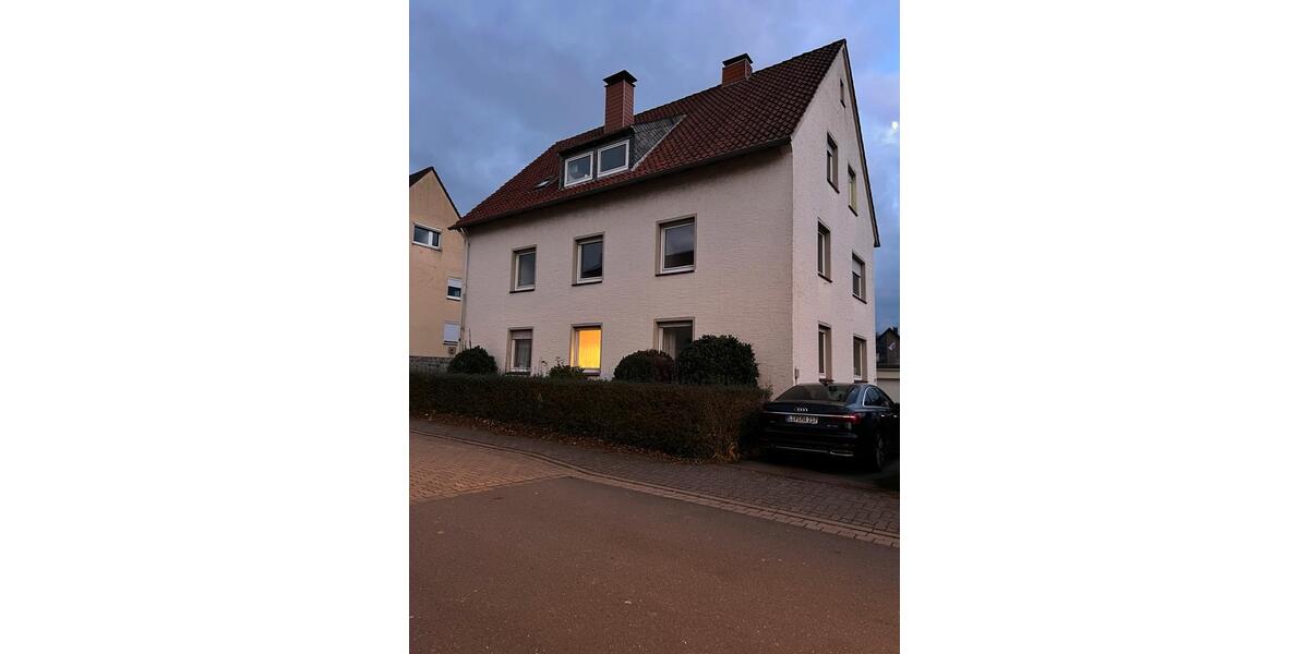 4-Zimmer-Wohnung Detmold-zentral, Balkon, Garten, Garage 4 zimmer