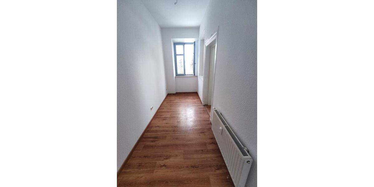Etagenwohnung Wermsdorf - 3 Zimmer, 83 m&sup2;, 550&euro; | Angebot:26058020