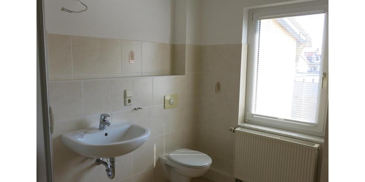 Etagenwohnung Reichenbach/Oberlausitz Oberlausitz - 2 Zimmer, 67 m&sup2;, 335&euro; | Angebot:23725923