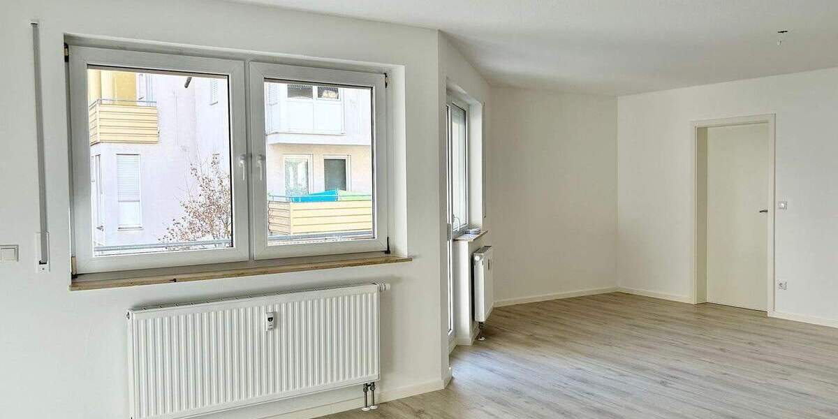 Etagenwohnung Fürth Nordstadt - 2 Zimmer, 75 m&sup2;, 790&euro; | Angebot:26344001