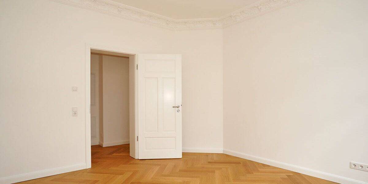 Etagenwohnung Dresden Striesen-Ost - 4 Zimmer, 103 m&sup2;, 1.995&euro; | Angebot:26684462