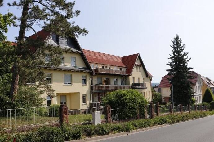 Etagenwohnung Sondershausen - 3 Zimmer, 85 m&sup2;, 560&euro; | Angebot:26289763