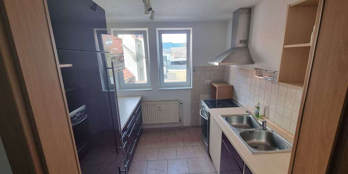 Etagenwohnung Genthin - 2 Zimmer, 45 m&sup2;, 320&euro; | Angebot:26949981