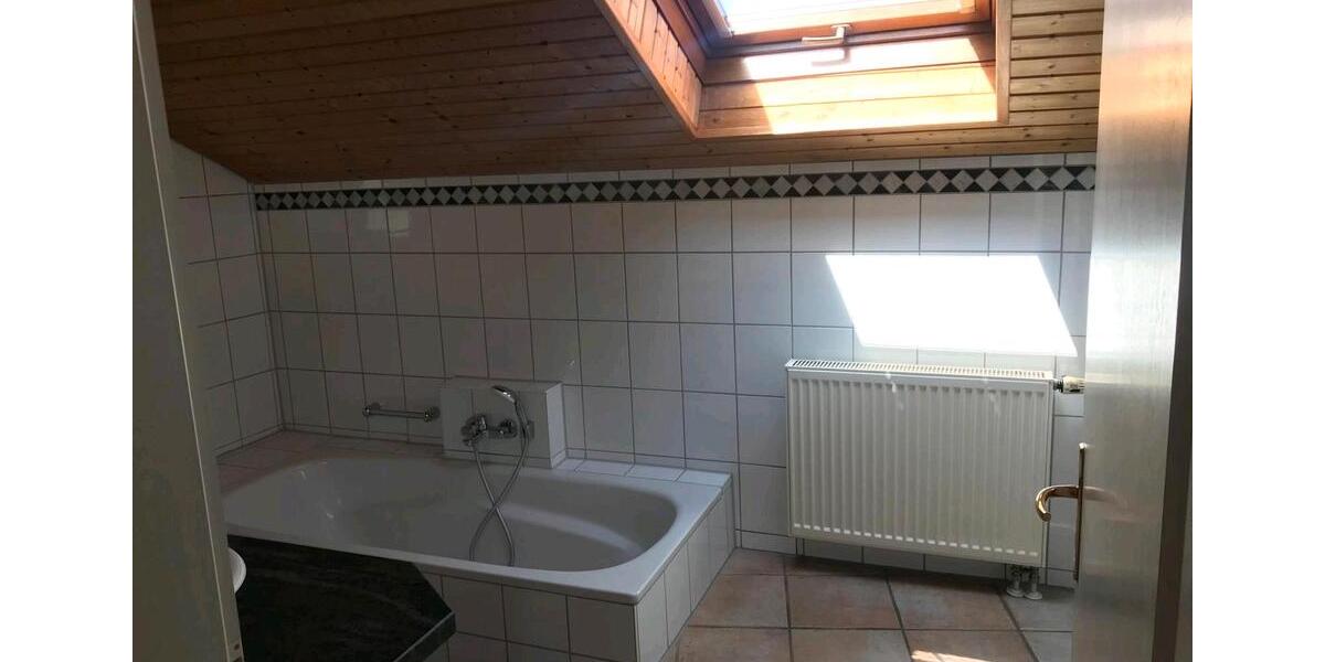 Doppelhaushälfte Germaringen - 4 Zimmer, 125 m&sup2;, 1.400&euro; | Angebot:24795196