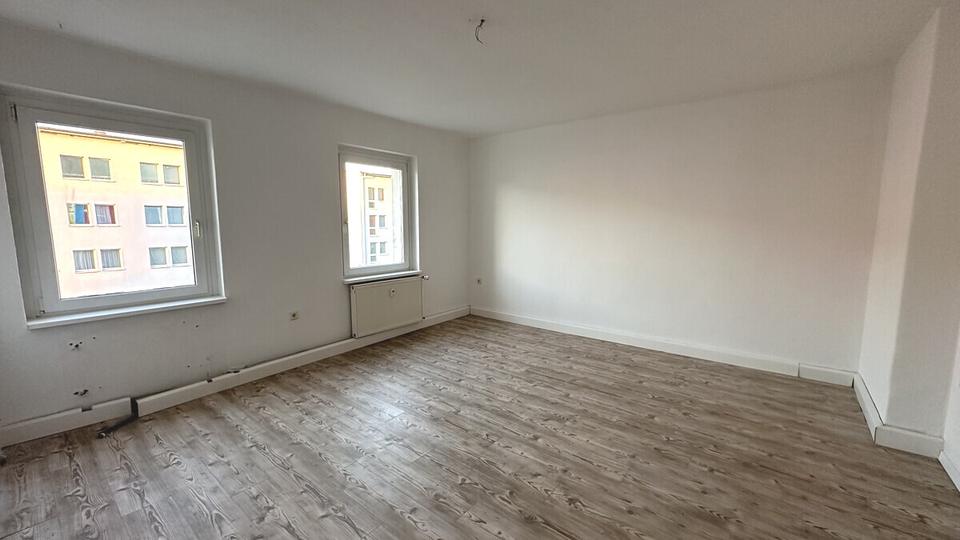 Etagenwohnung Dessau-Roßlau Dessau - 5 Zimmer, 110 m&sup2;, 820&euro; | Angebot:24876319