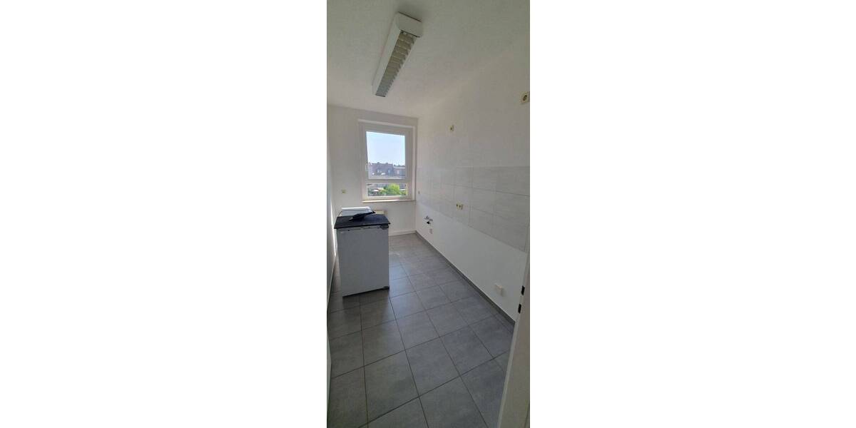 Etagenwohnung Bernburg - 2 Zimmer, 50 m&sup2;, 320&euro; | Angebot:24026545