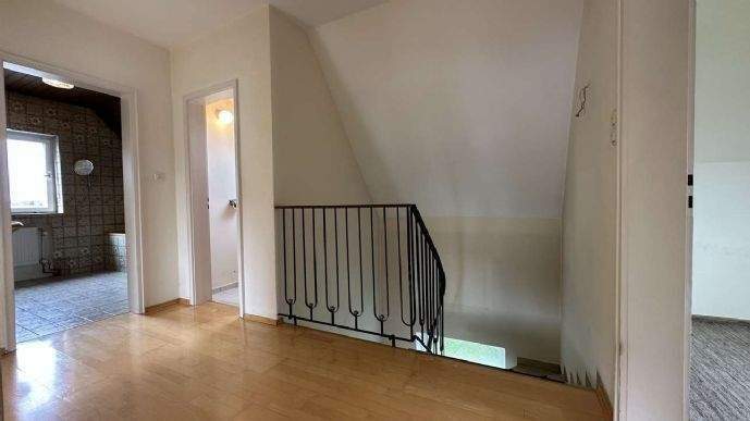 … AIGNER - Gelegenheit: EFH mit großem Grundstück für die ganze Familie ... 5 zimmer