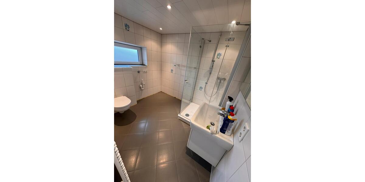 Doppelhaushälfte Grevenbroich - 5 Zimmer, 137 m&sup2;, 1.960&euro; | Angebot:25172572