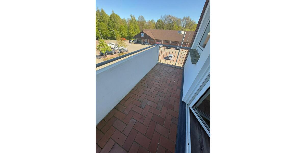 Dachgeschoßwohnung Oldenburg Ziegelhof - 4 Zimmer, 100 m&sup2;, 575&euro; | Angebot:26636409