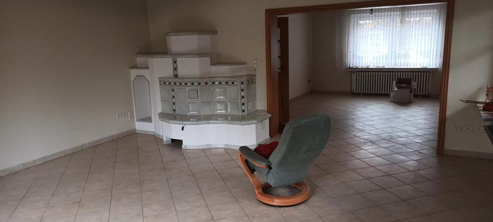 Erdgeschoßwohnung Gifhorn - 4 Zimmer, 140 m&sup2;, 1.350&euro; | Angebot:24627139