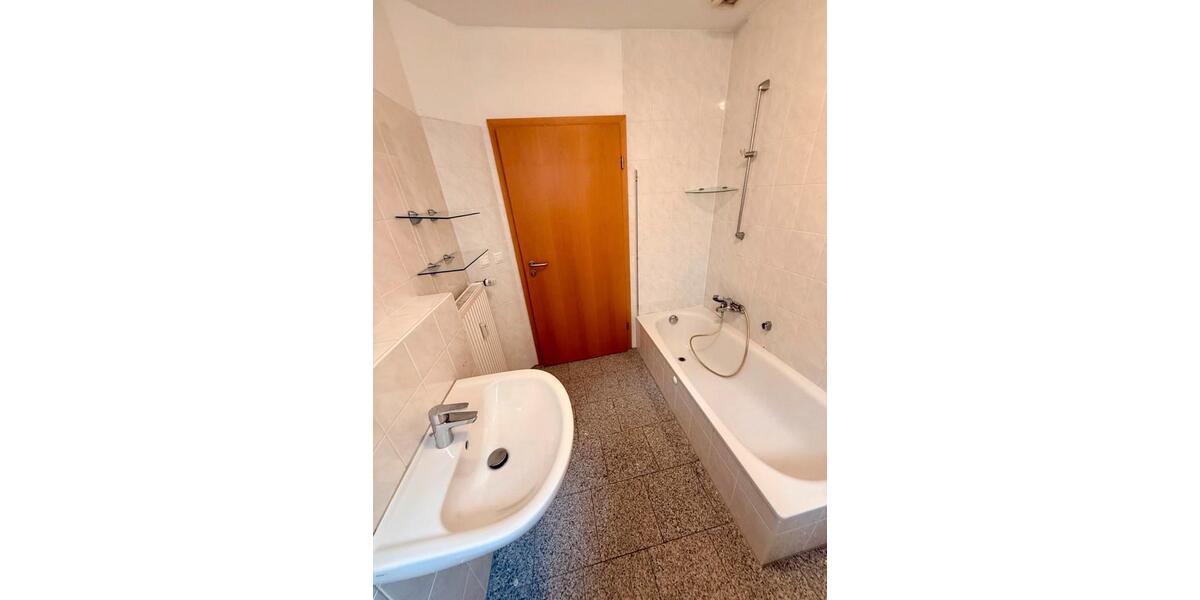 Erdgeschoßwohnung Bassum - 3 Zimmer, 94 m&sup2;, 960&euro; | Angebot:26012813