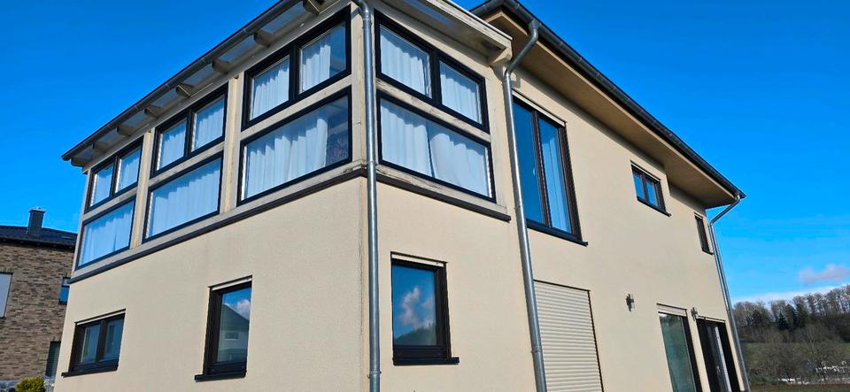 Einfamilienhaus Brücken - 9 Zimmer, 240 m&sup2;, 2.800&euro; | Angebot:25949530