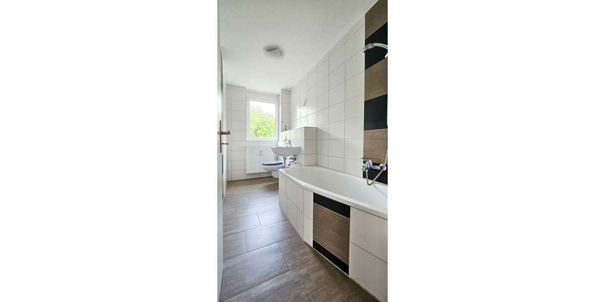 Etagenwohnung Zwickau Zwickau-West - 3 Zimmer, 60 m&sup2;, 378&euro; | Angebot:26750027
