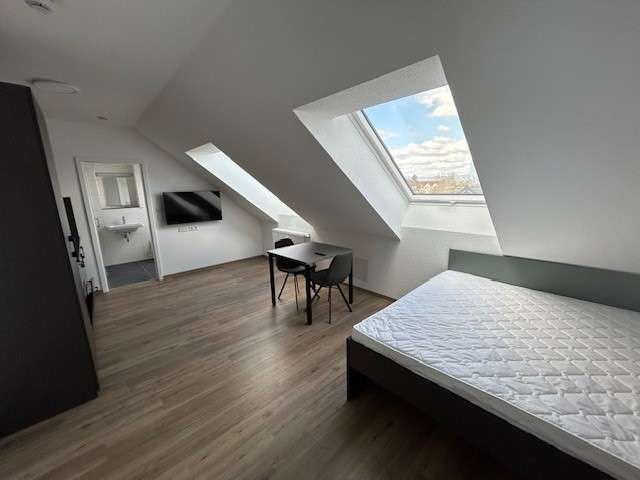 Zimmer Wiesbaden Mainz-Kostheim - 1 Zimmer, 690&euro; | Angebot:26111409