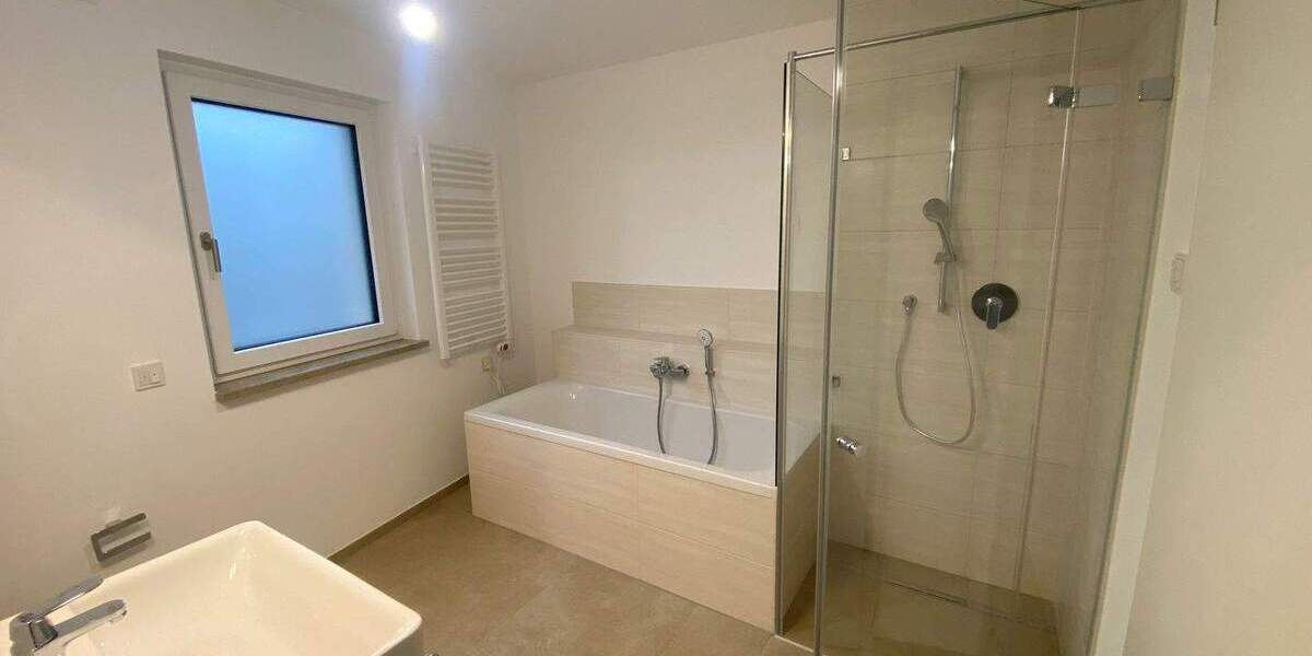 Etagenwohnung Stein - 2 Zimmer, 77 m&sup2;, 1.150&euro; | Angebot:26758984