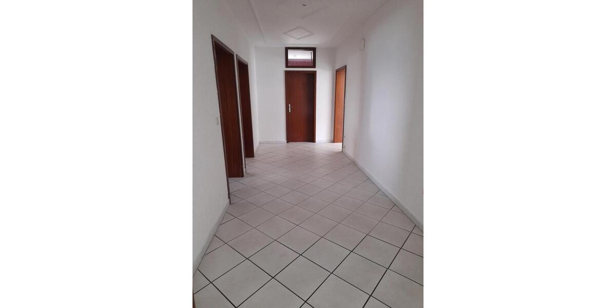 Erdgeschoßwohnung Thannhausen - 3 Zimmer, 90 m&sup2;, 900&euro; | Angebot:24653195